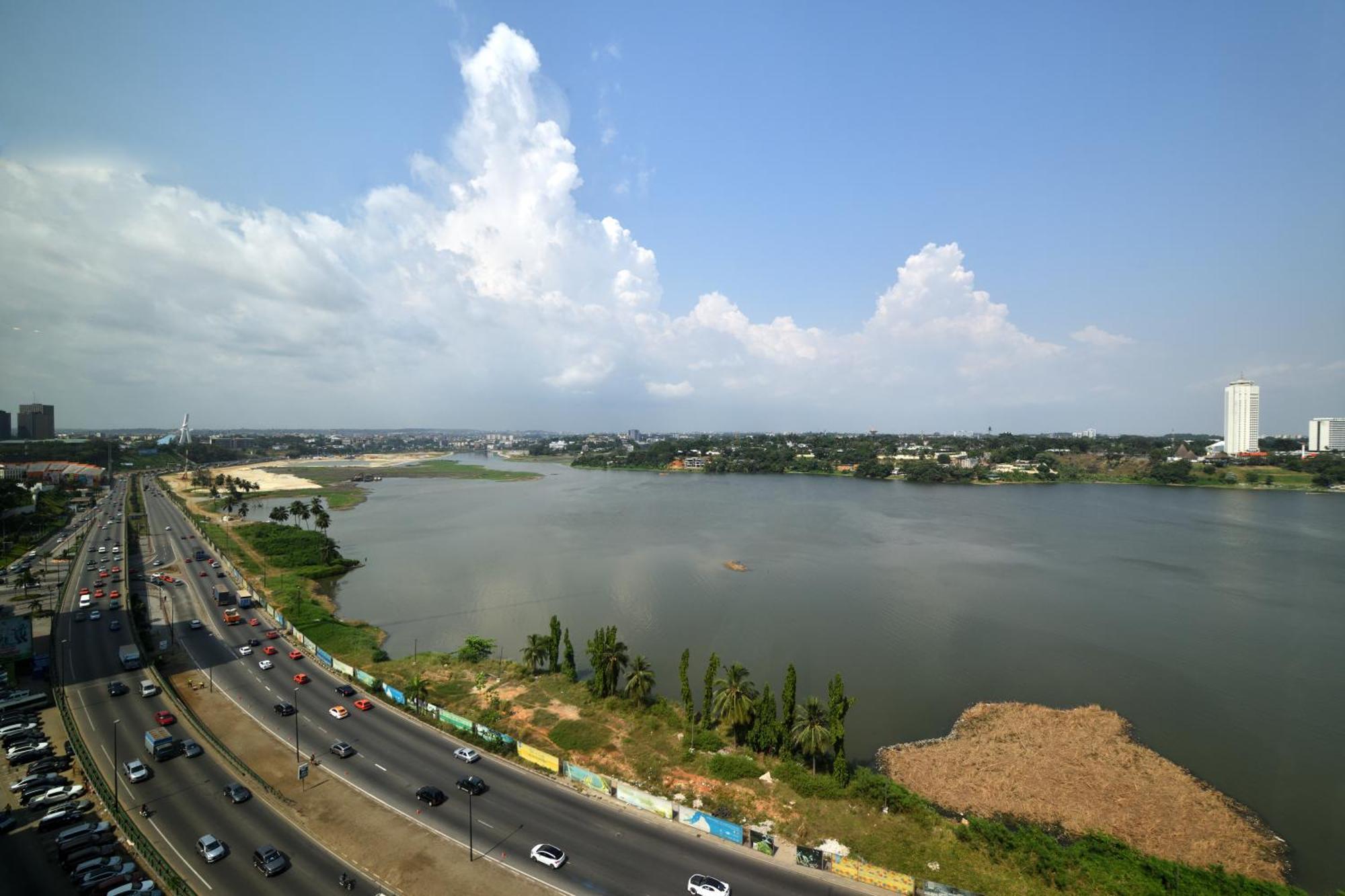 Hotel Pullman Abidjan Exterior foto