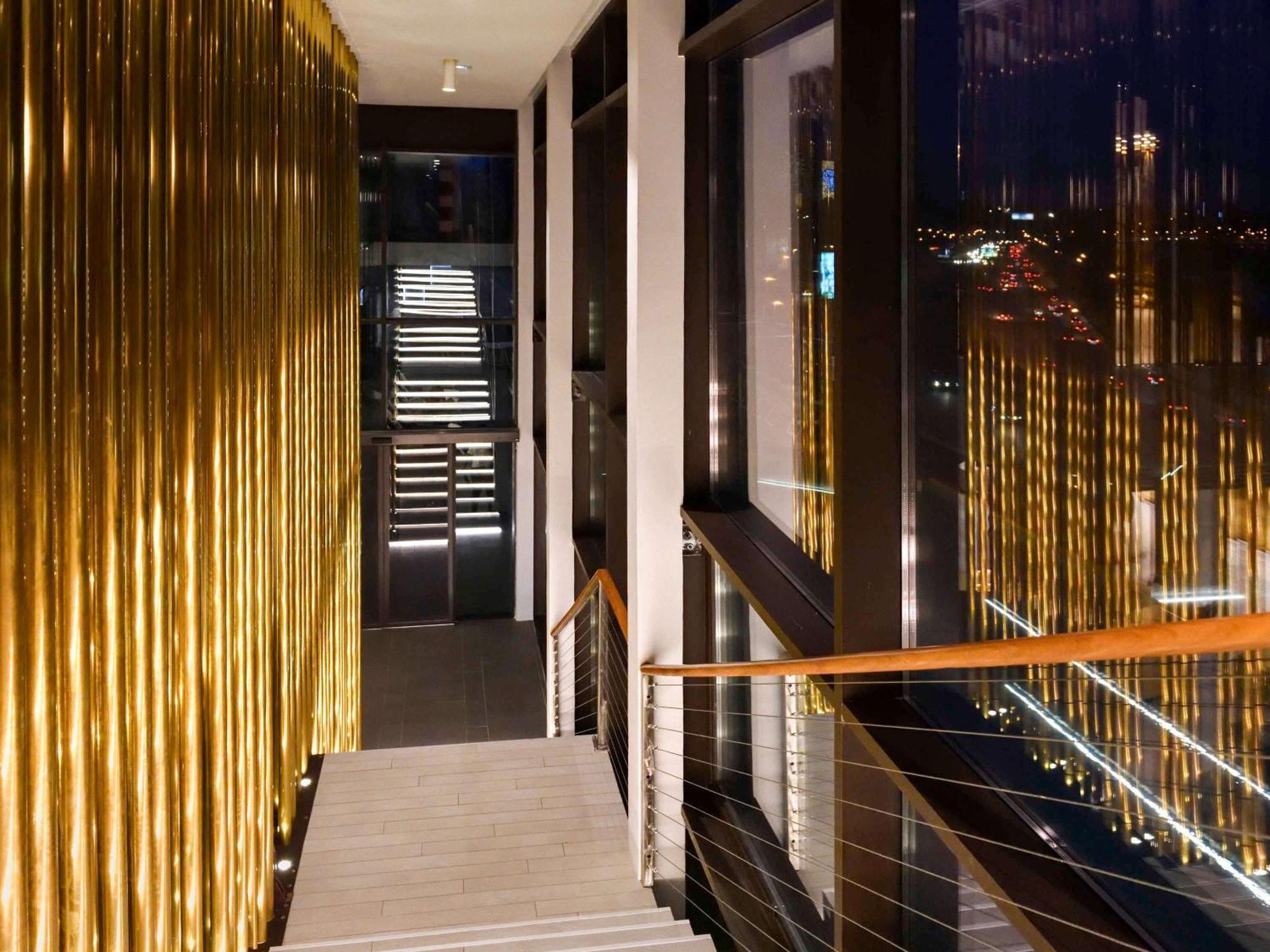 Hotel Pullman Abidjan Exterior foto
